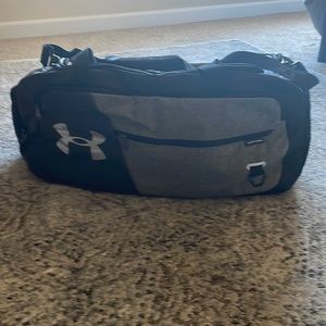 Under armpit gym bag